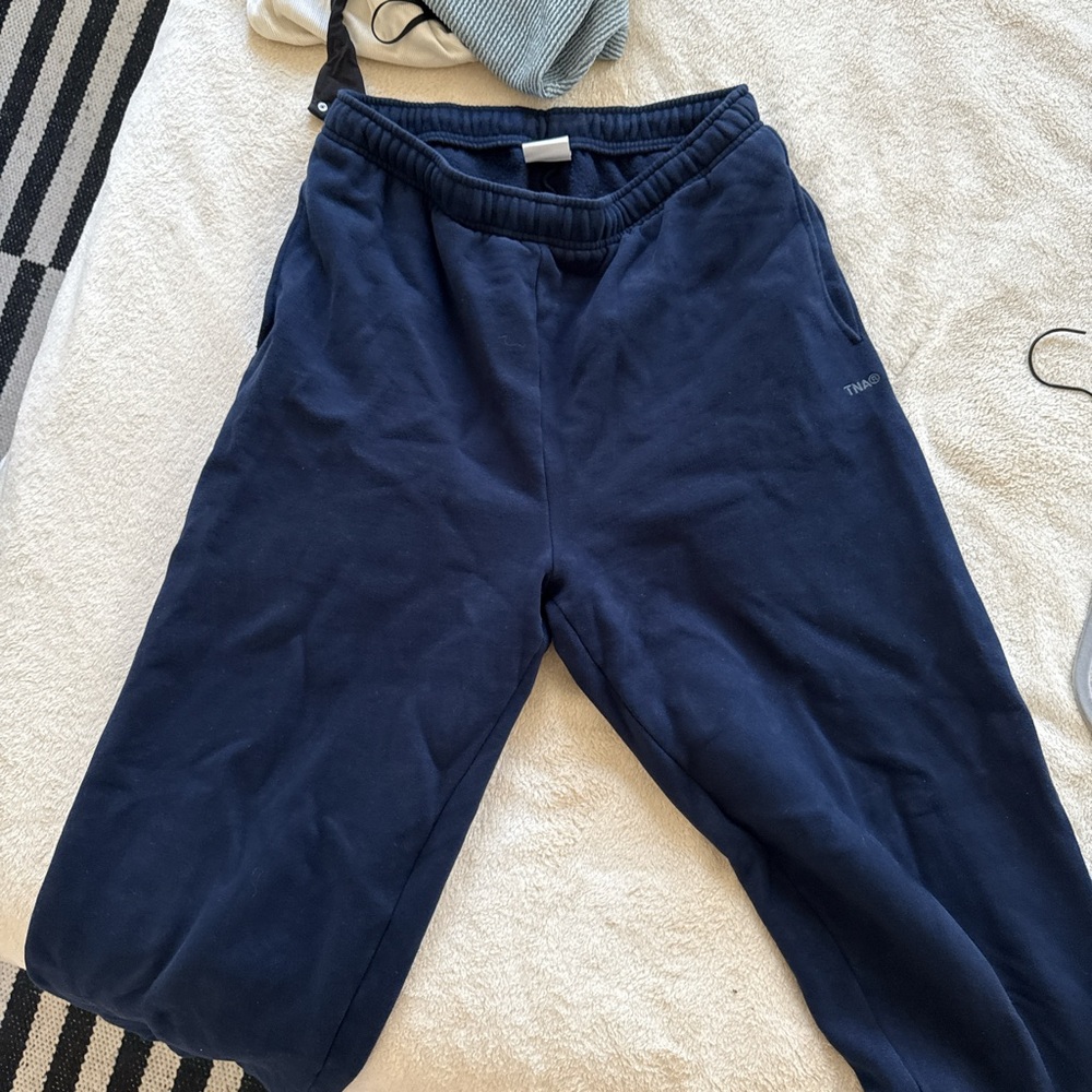 Aritzia TNA cozy fleece mega fleece sweatpants - size M navy